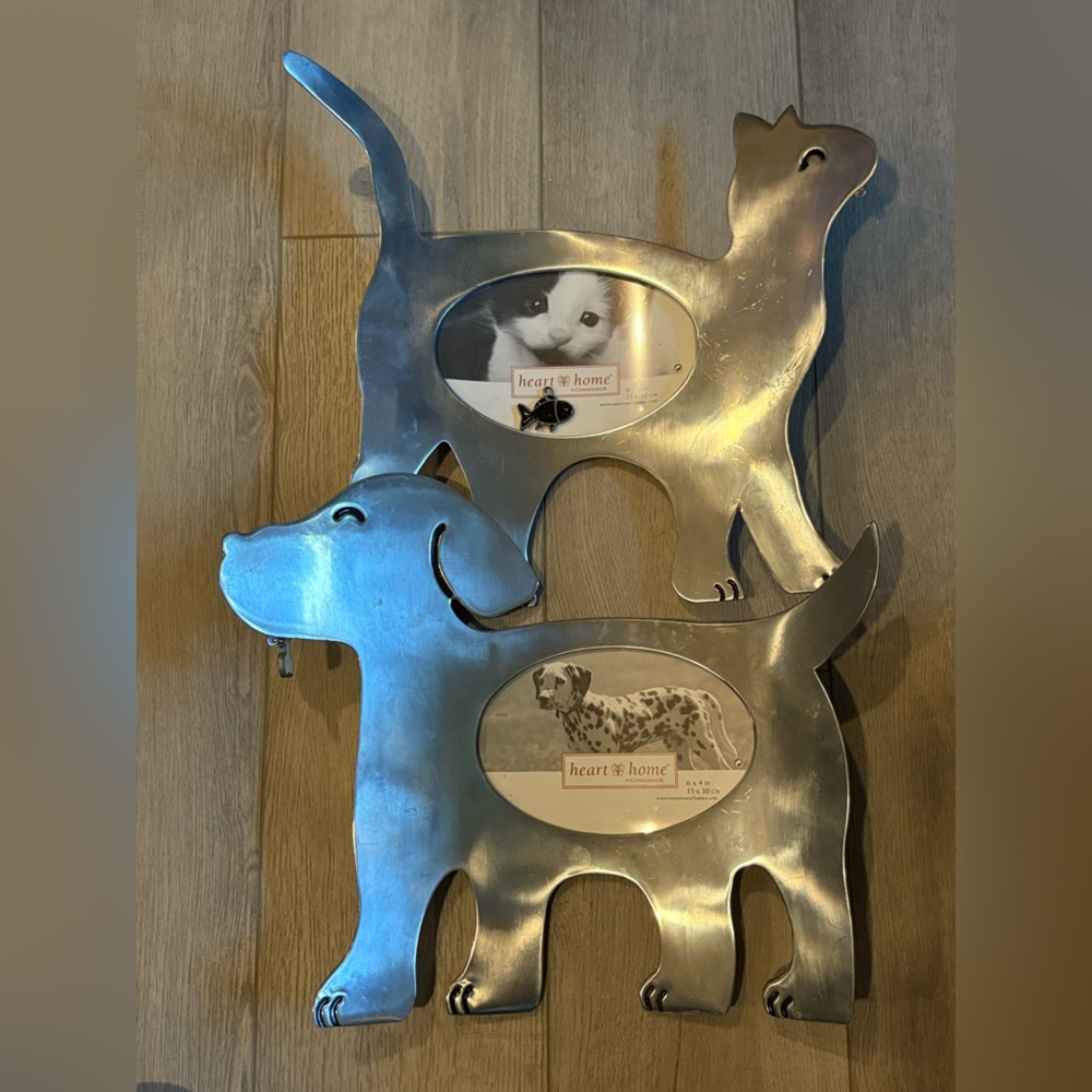 Silver Cat and Dog Decor Frame 4 x 6 picture